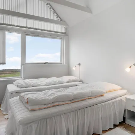 別荘 3 Bedroom Amazing Home In Assens *